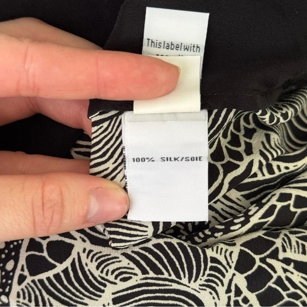 DIANE VON FURSTENBERG Long Sleeve Patterned Silk Blouse
